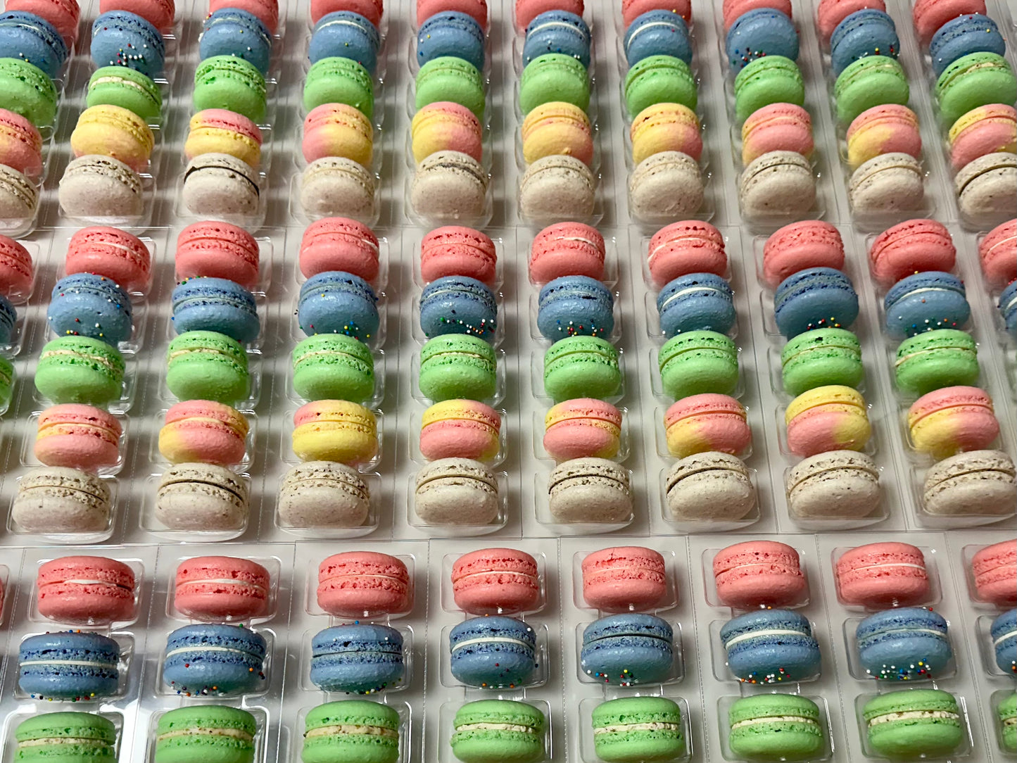 Macaron Gift Variety Pack (5 macarons)