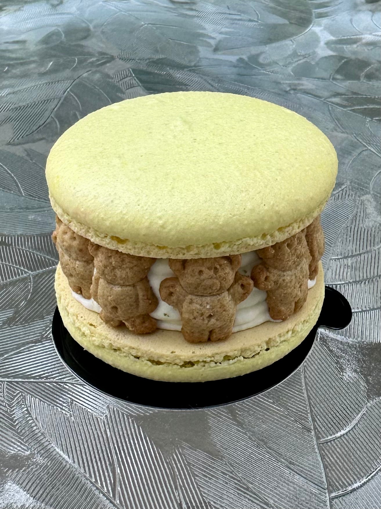 Giant Macaron